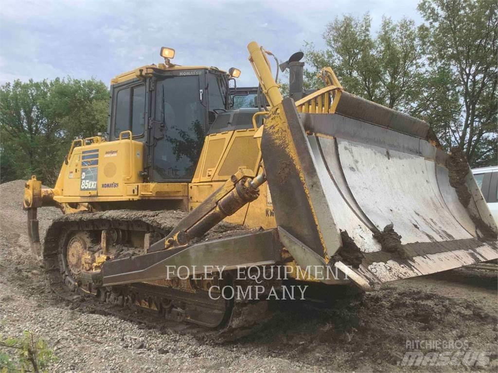 Komatsu D85EXI Верижни булдозери
