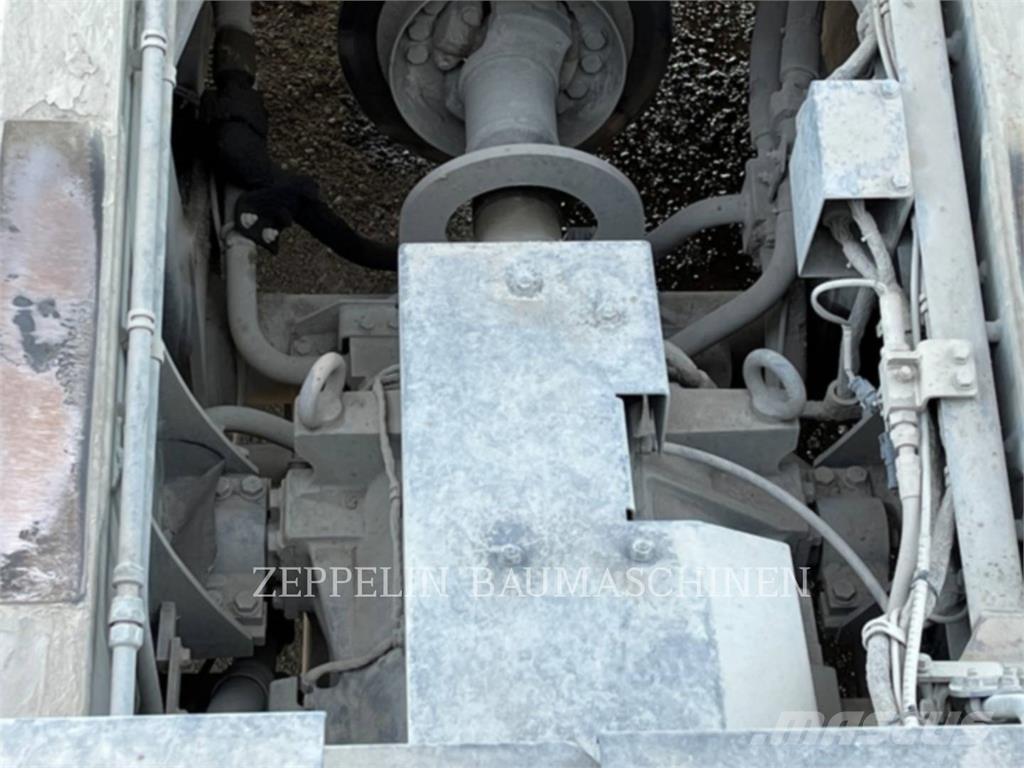 Komatsu HD405-7 Дъмпери/моторни превозни средства
