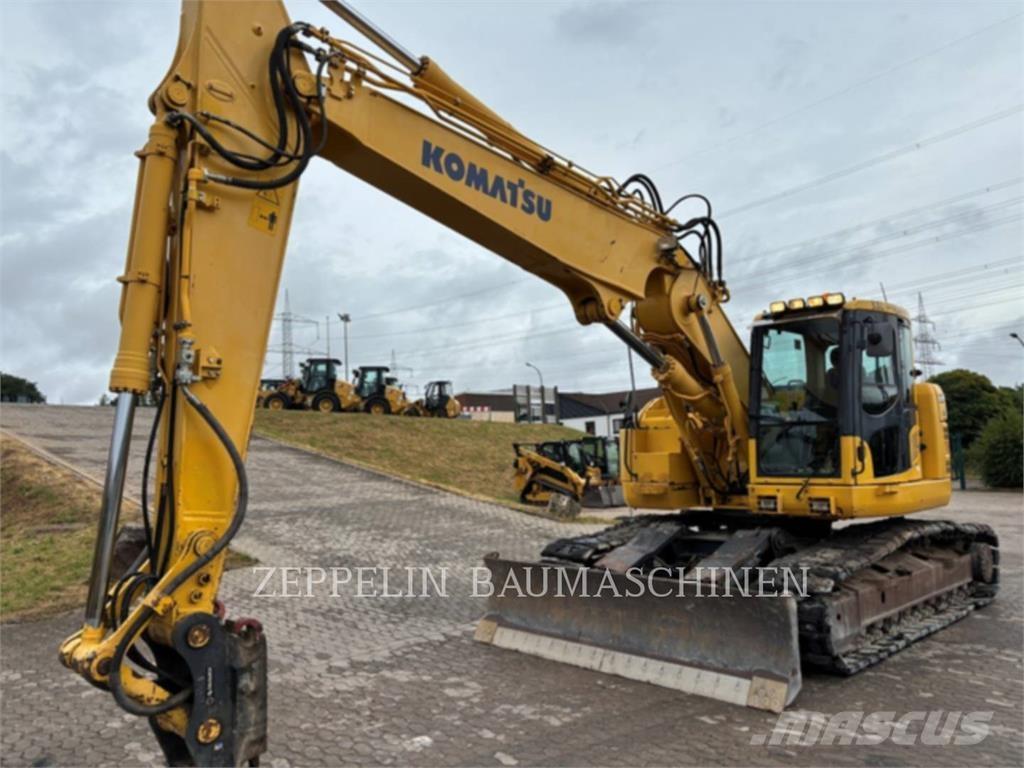 Komatsu PC228 Верижен екскаватор