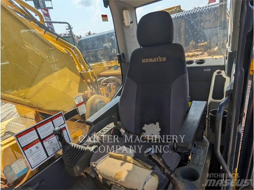 Komatsu PC490 Верижен екскаватор