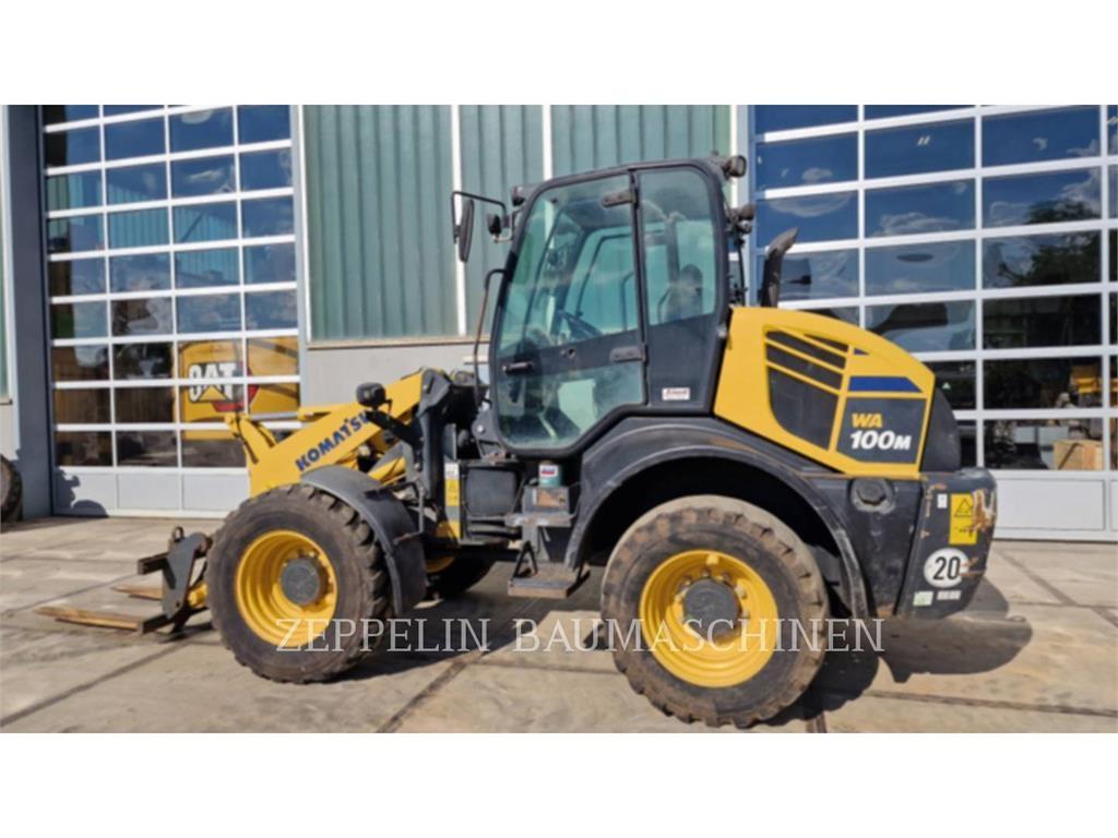 Komatsu WA100M-7 Колесни товарачи