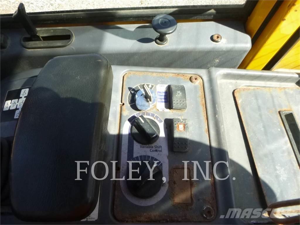 Komatsu WA250-5 Колесни товарачи
