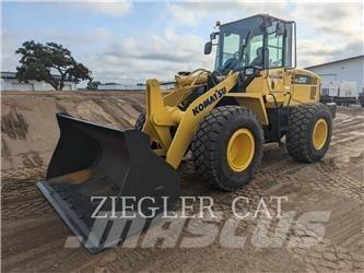 Komatsu WA250-5L Колесни товарачи