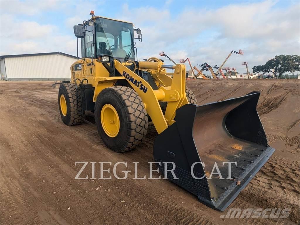 Komatsu WA250-5L Колесни товарачи