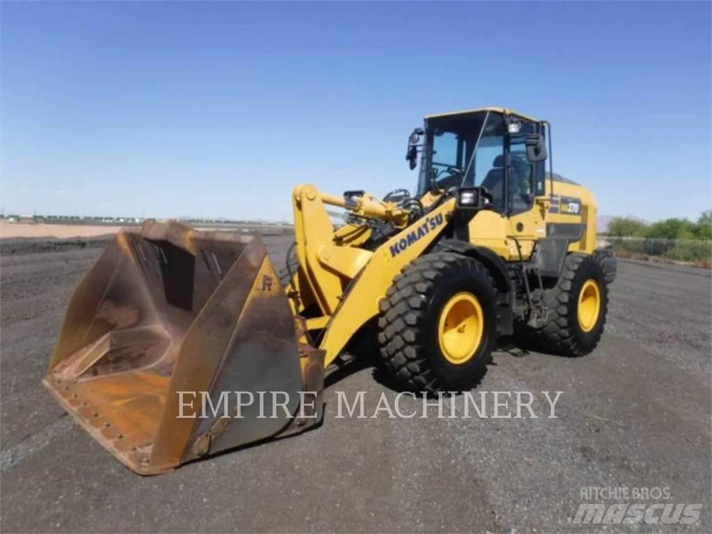 Komatsu WA270-8 Колесни товарачи