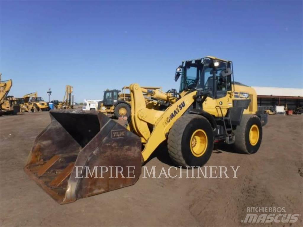 Komatsu WA320-8 Колесни товарачи