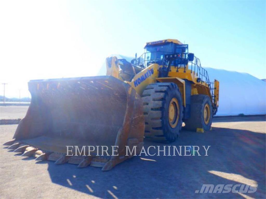 Komatsu WA900-8 Колесни товарачи