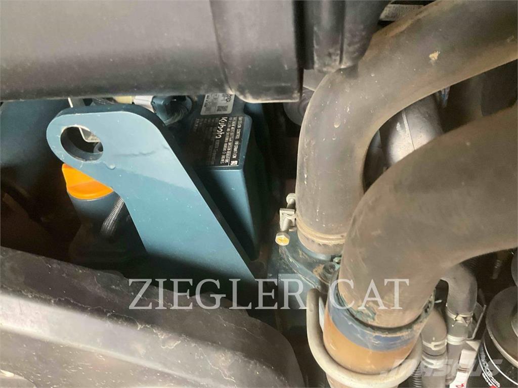 Kubota SSV75 Мини товарачи
