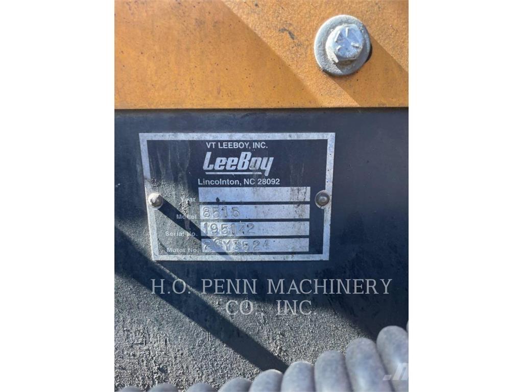 LeeBoy 8515 Машини за асфалт