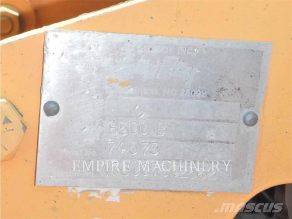 LeeBoy L8500B Машини за асфалт