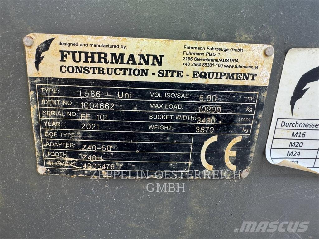 Liebherr L586 Колесни товарачи