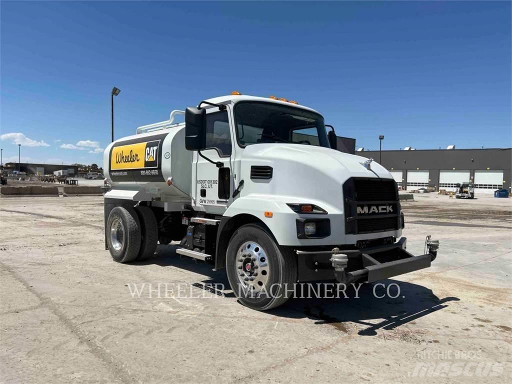 Mack WT2000 A Цистерна