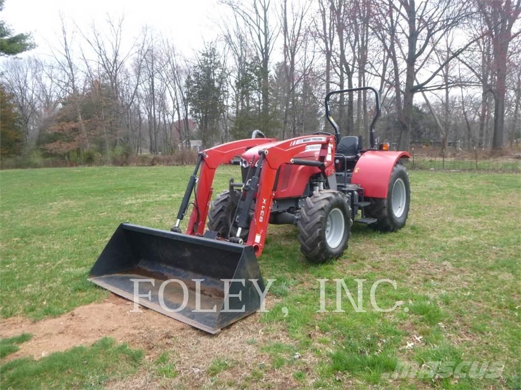 Massey Ferguson 4610 Товарач със заден ексватор