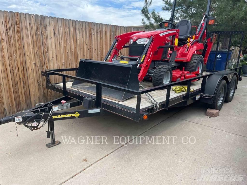 Massey Ferguson GC1723E Трактори