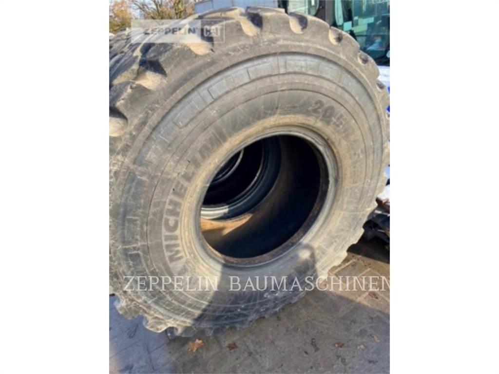Michelin 4X 20.5R25XHA Гуми