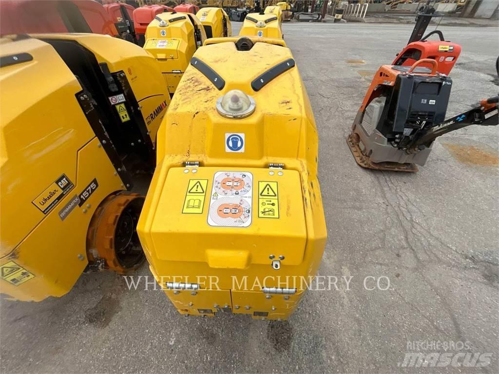 MultiQuip RX1575 Двойни барабанни ролки
