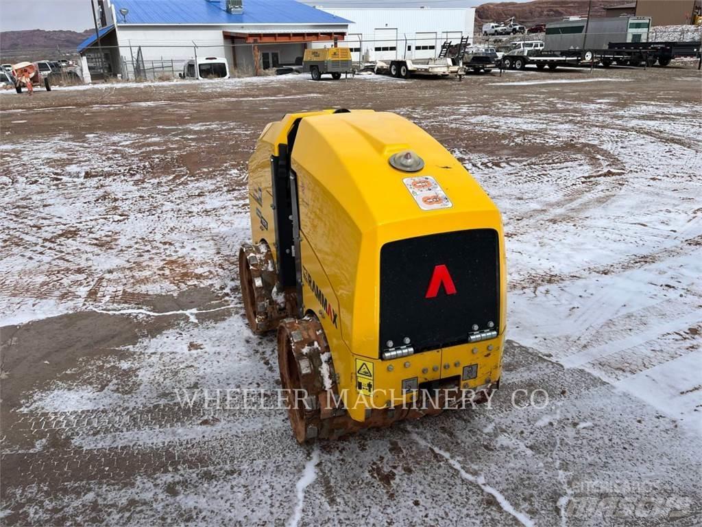 MultiQuip RX1575 Двойни барабанни ролки
