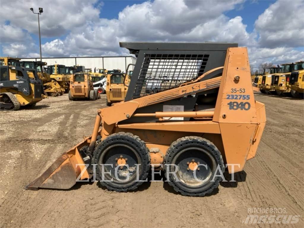 New Holland 1840 Мини товарачи
