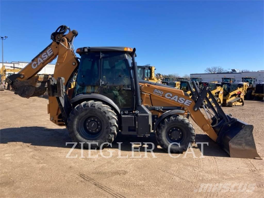New Holland 580SN Товарач със заден ексватор