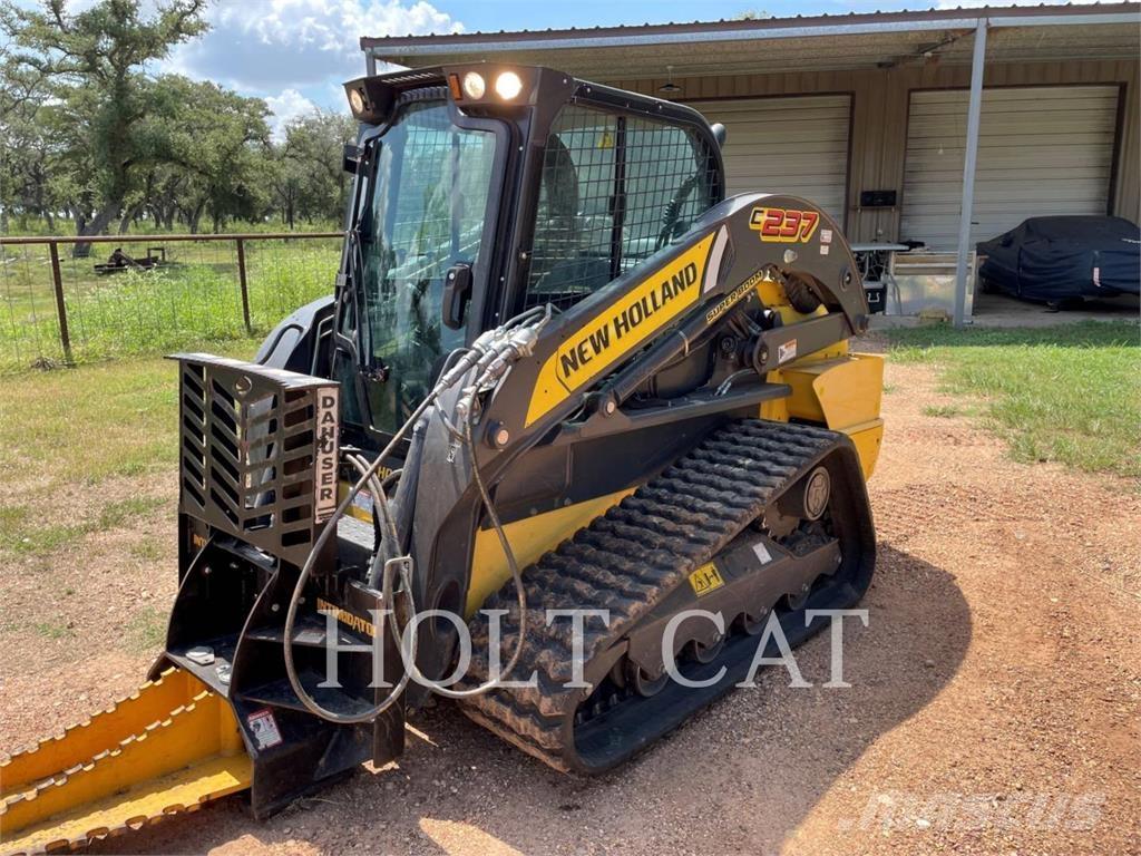 New Holland C237 Верижен товарач
