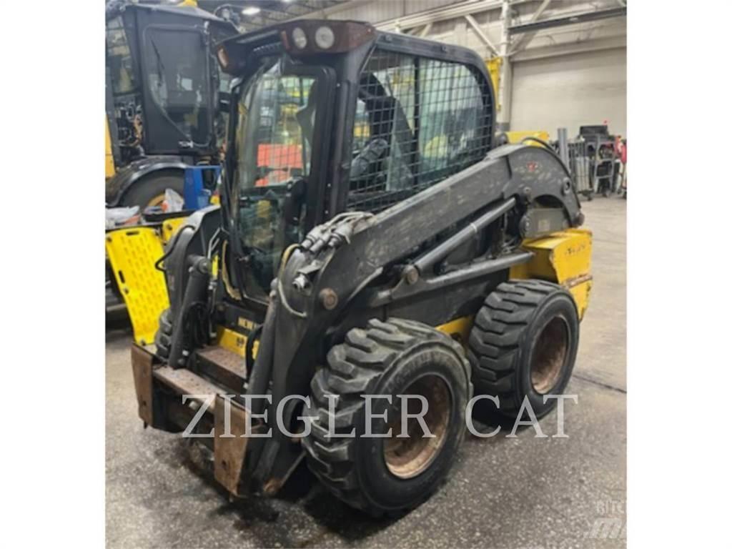 New Holland L220 Мини товарачи
