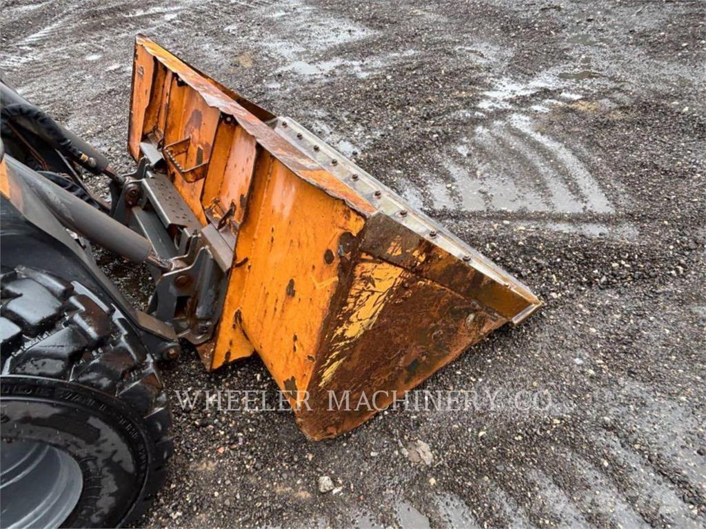 New Holland L328 SSL Мини товарачи
