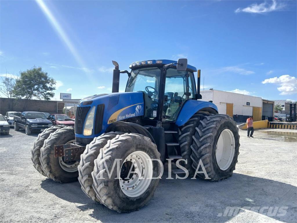 New Holland T8030 Трактори