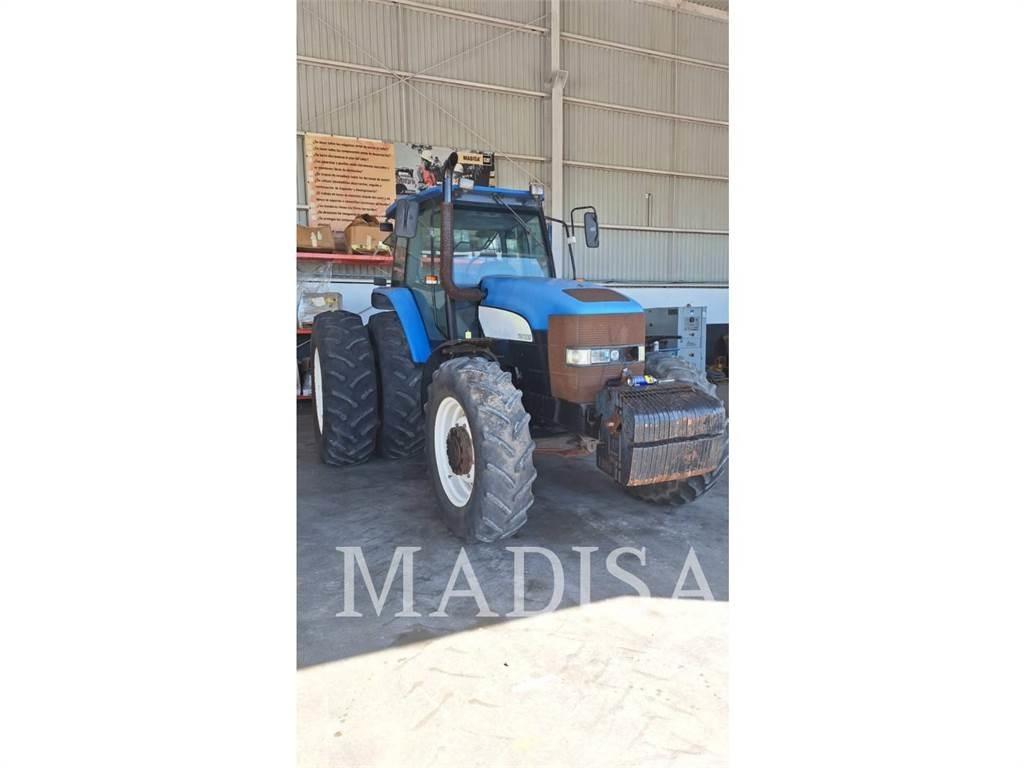 New Holland TM7030 Трактори