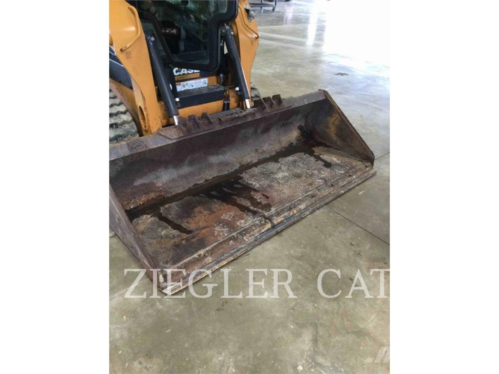 New Holland TR270B Верижен товарач