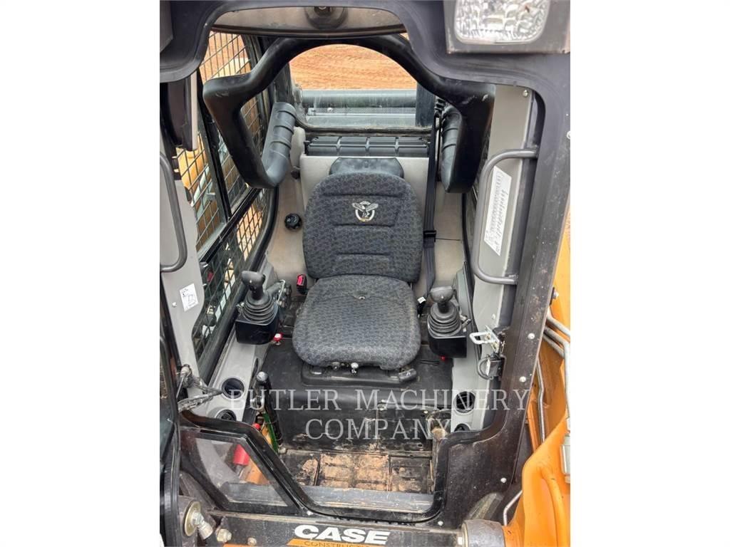 New Holland TV370B Верижен товарач