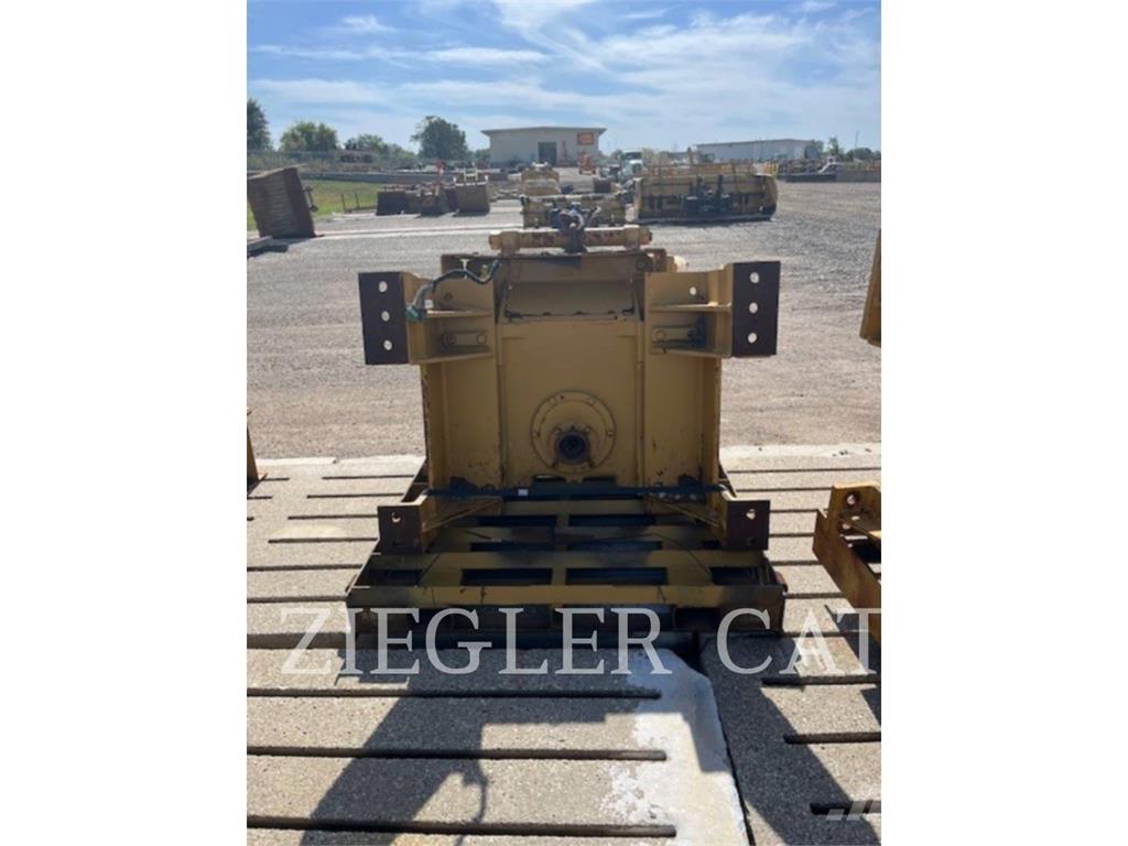 Paccar INC. PA56 Верижни булдозери
