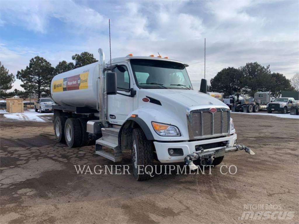 Peterbilt 4000G 548 Цистерни за вода
