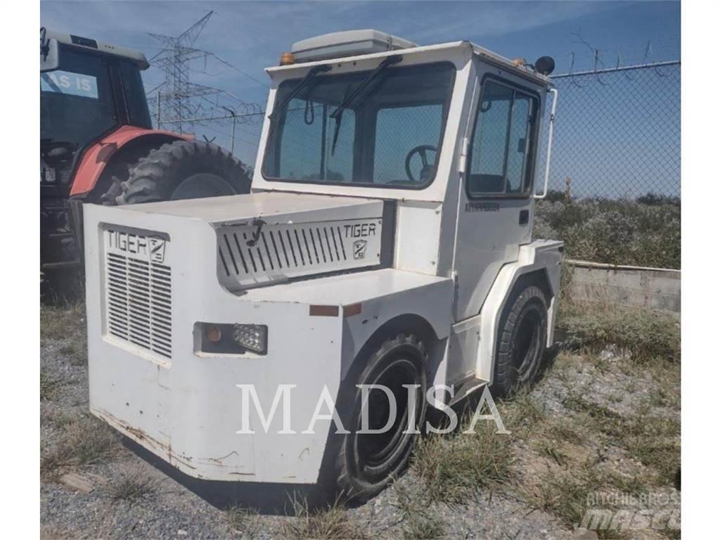 Polaris TC-80 Вилични кари-повдигачи - други