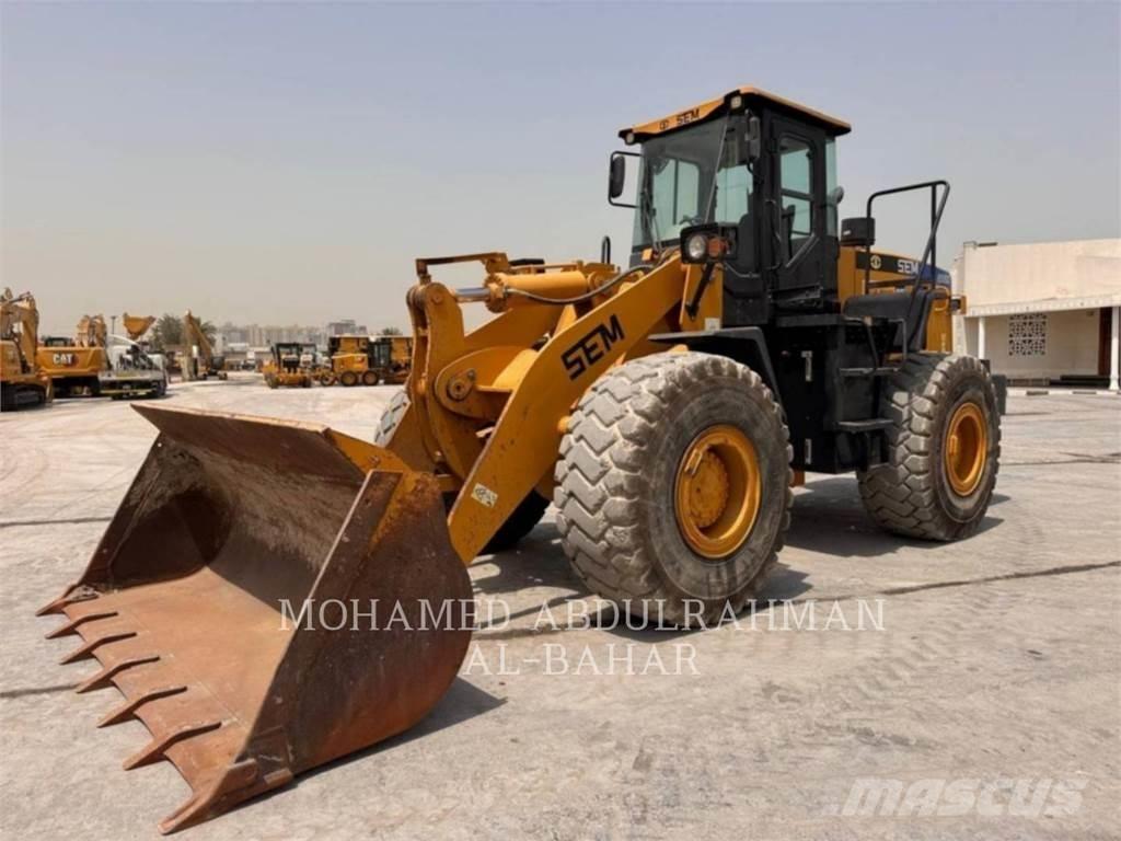 SEM CO. LTD SEM655D Колесни товарачи