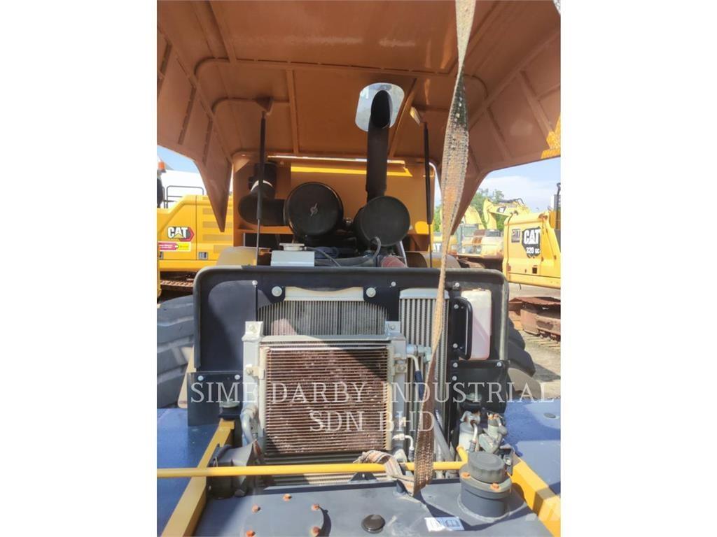 SEM MACHINERY SEM 522 Уплътнители за почва
