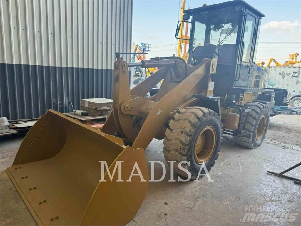 SEM MACHINERY SEM618D Колесни товарачи
