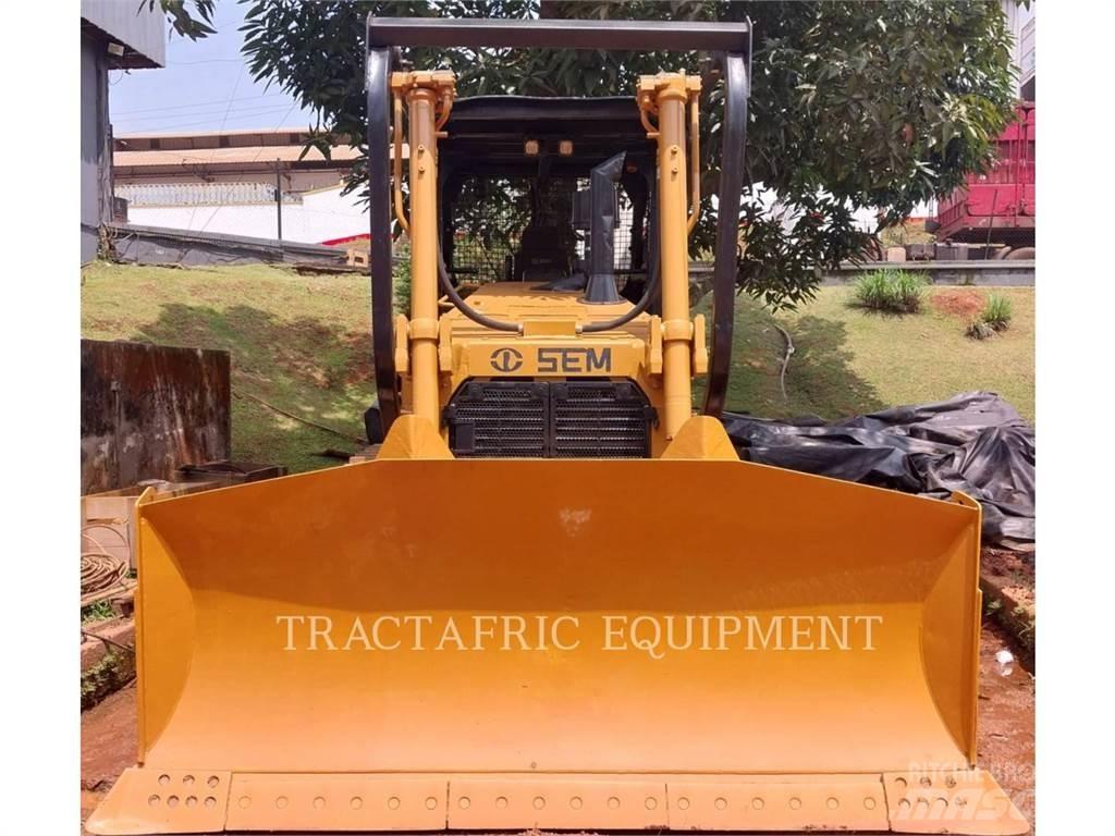 SEM MACHINERY SEM822D Верижни булдозери

