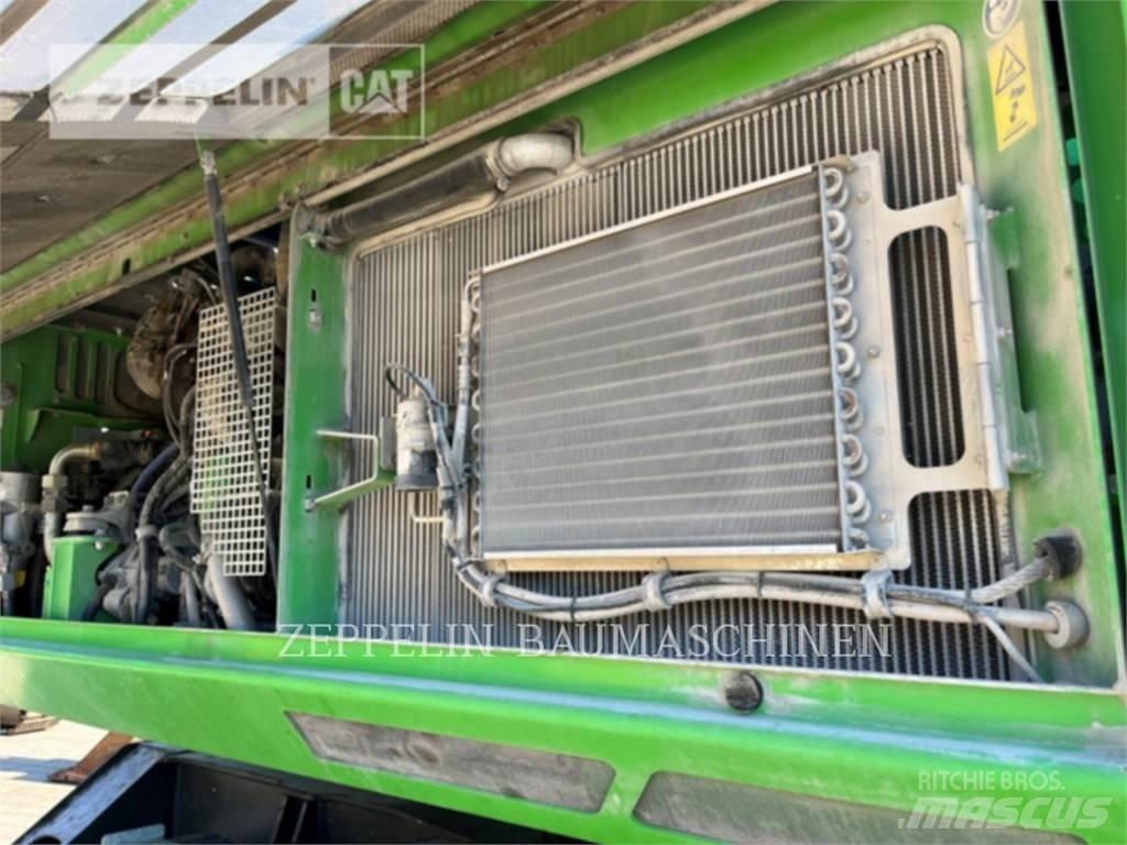 Sennebogen 818 Багери за разрушаване
