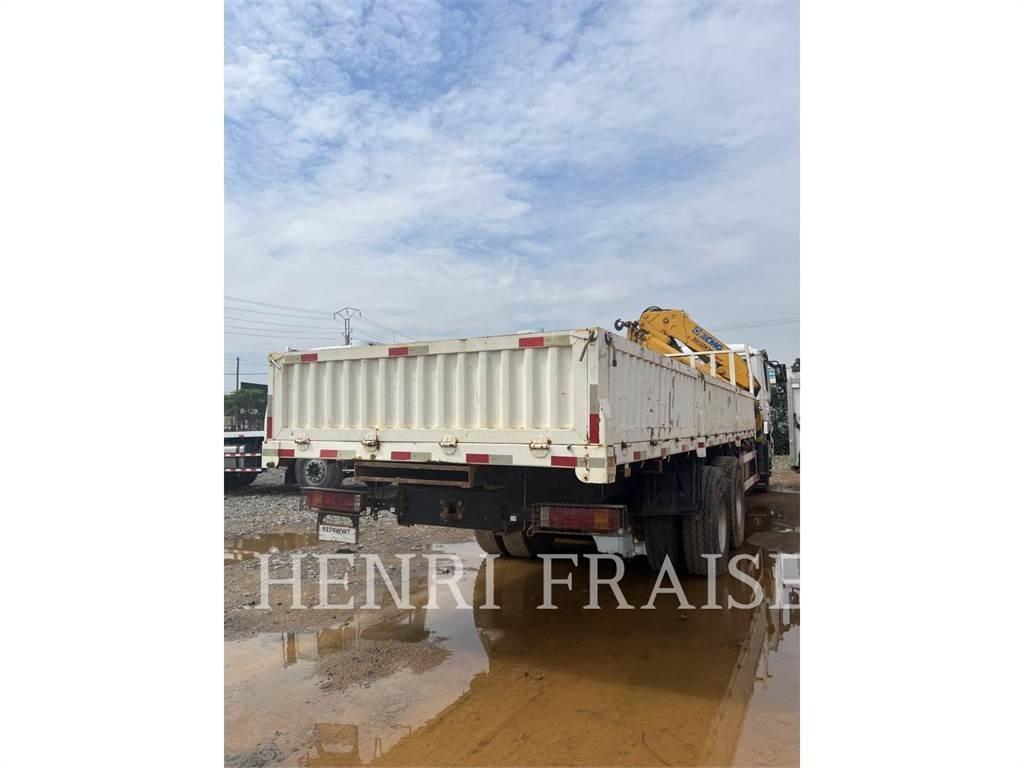 Shacman CAMION GRUE 12T Всъдеходни кранове