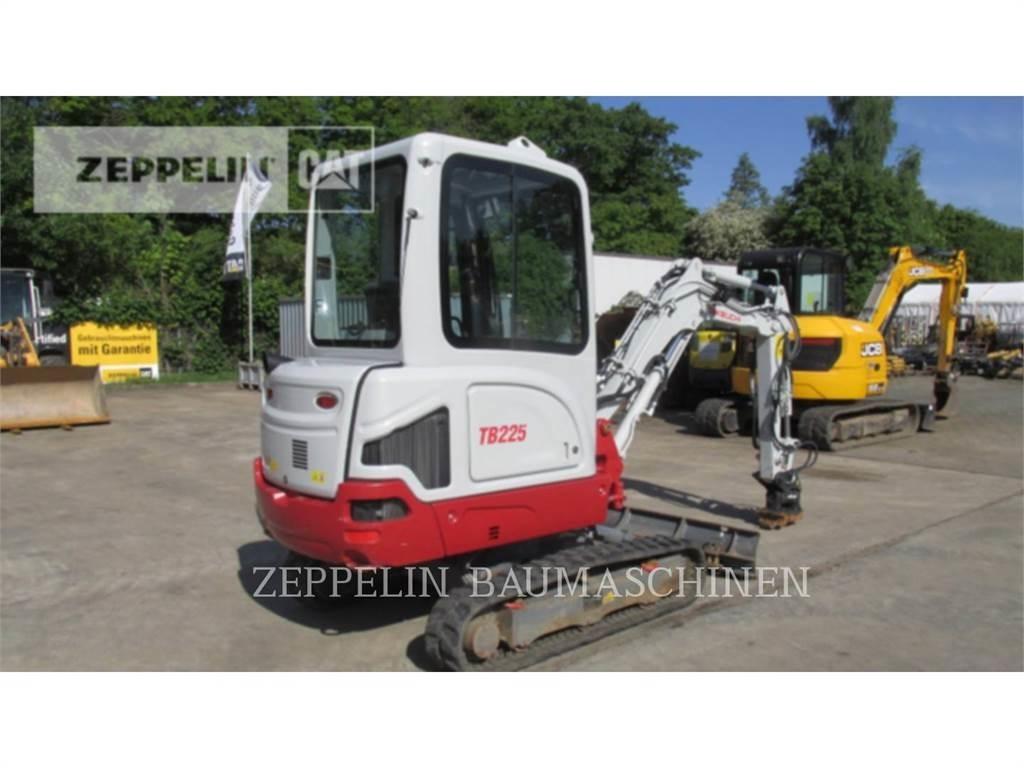 Takeuchi TB225 Верижен екскаватор