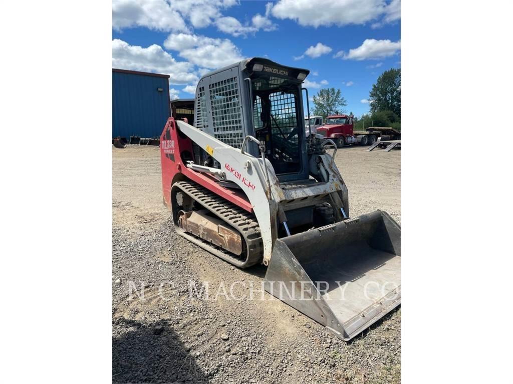 Takeuchi TL230 Мини товарачи
