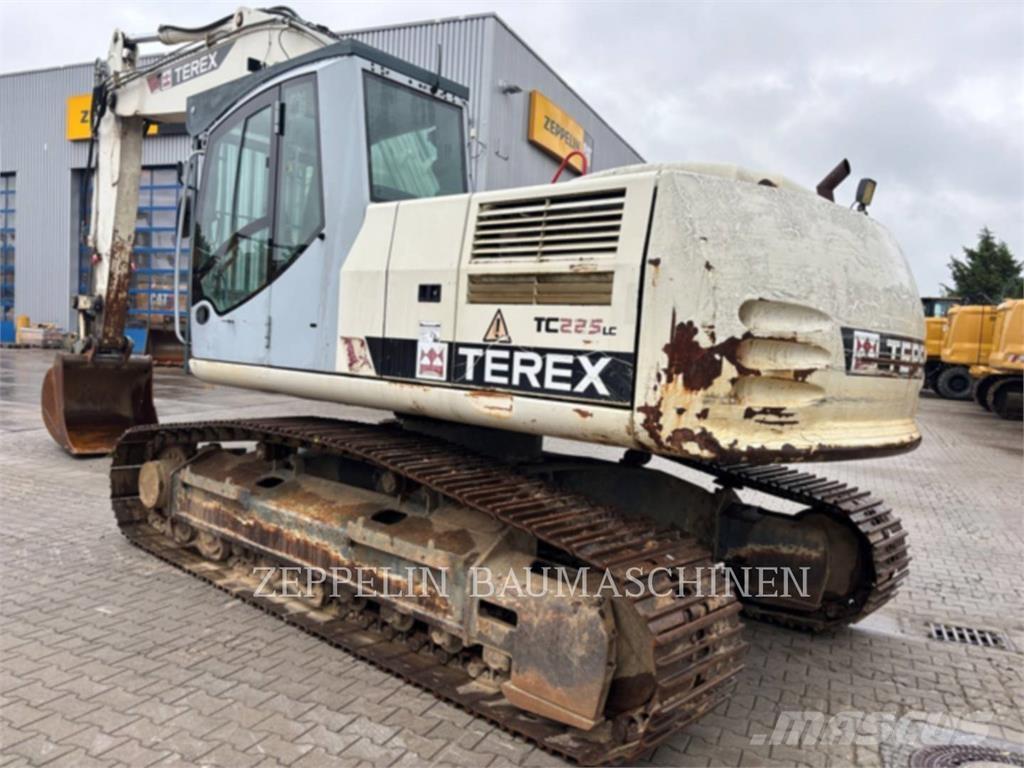Terex TC225LC Верижен екскаватор