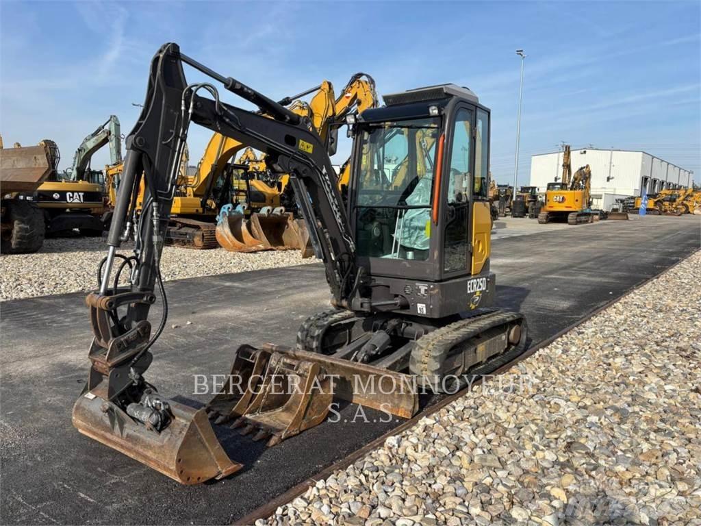 Volvo ECR25D Верижен екскаватор