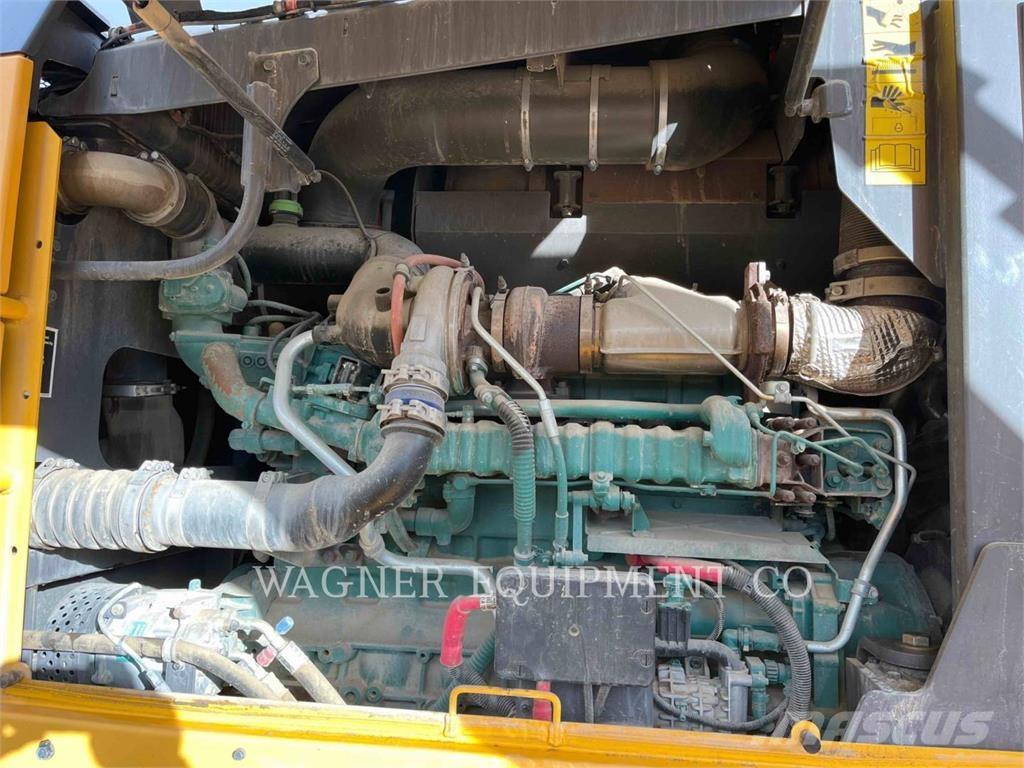 Volvo G946B Грейдери