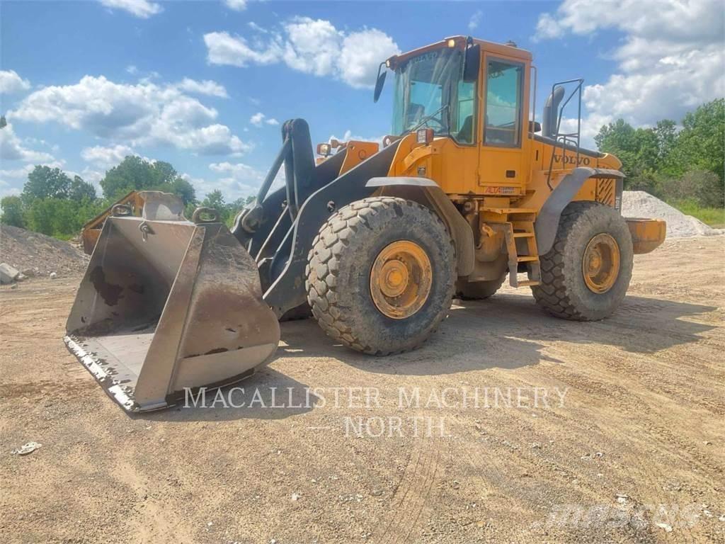 Volvo L110E Колесни товарачи