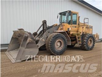 Volvo L180 Колесни товарачи