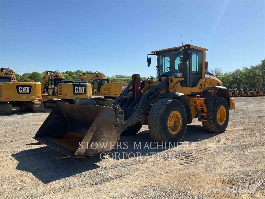 Volvo L60H. Колесни товарачи