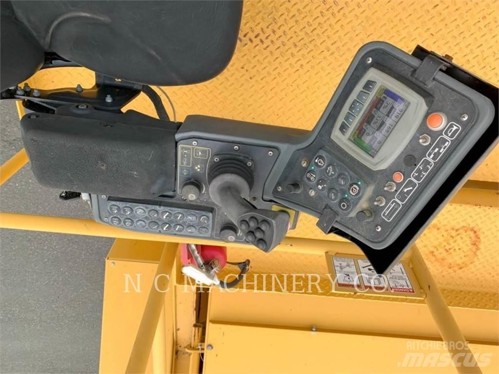 Weiler E1250B Машини за асфалт
