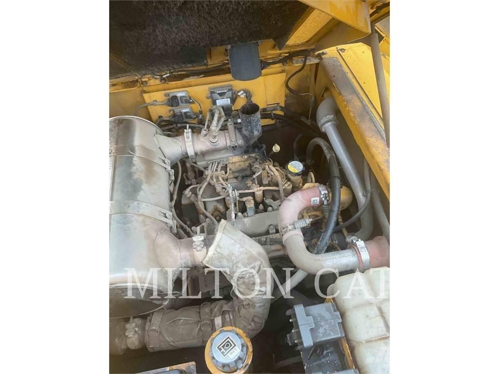 Weiler P385B Машини за асфалт