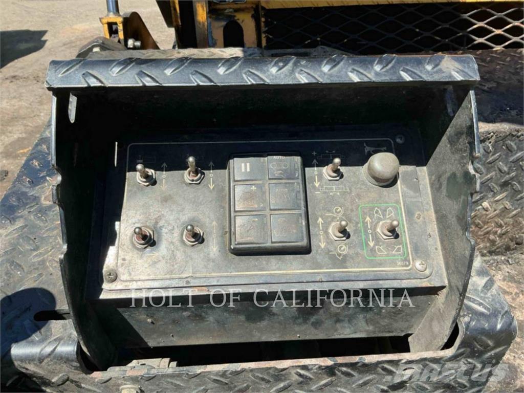 Weiler P385B Машини за асфалт